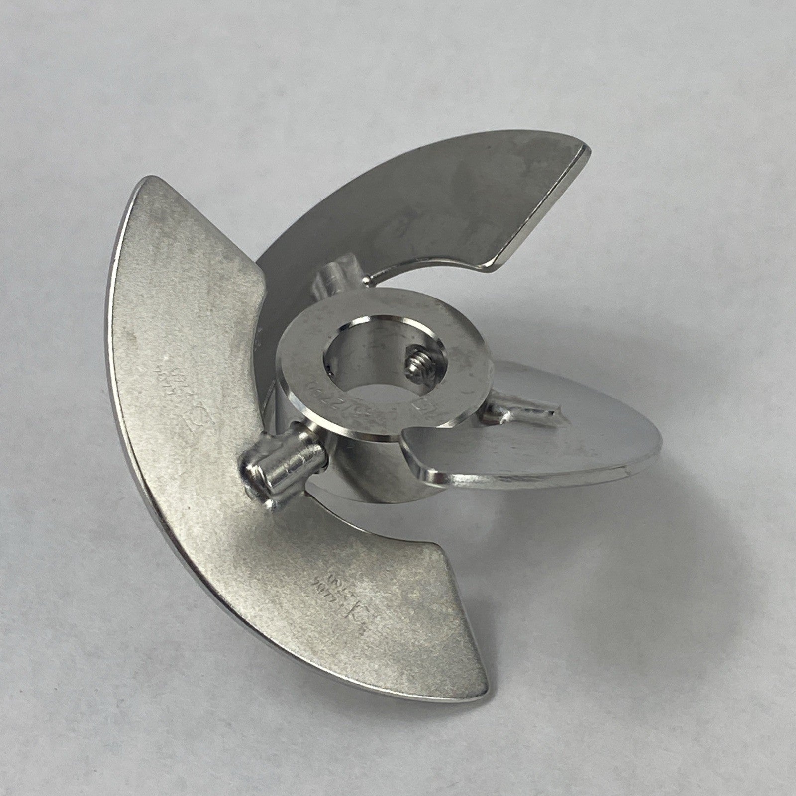 BBI Biotech Bioreactor 3-Blade Segment Impeller Ø 67mm 10mm Shaft3