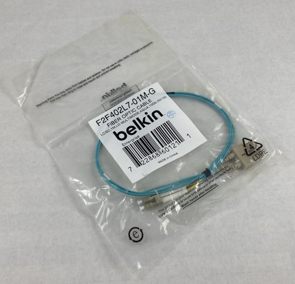Belkin F2F402L7-01M-G  LC to SC 1M LO Multimode Aqua 10Gb Fiber Optic Cable