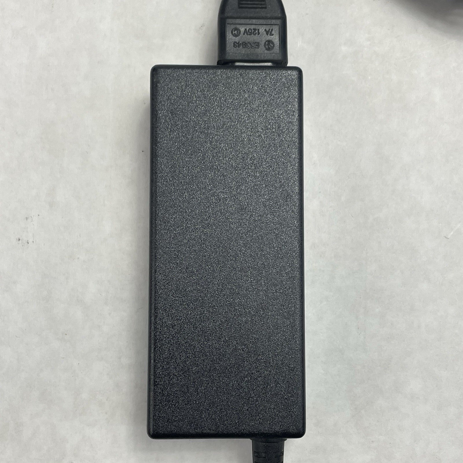 Delta Electronics ADP-65JH BB AC/DC Adapter 19V 3.42A Lot of 103