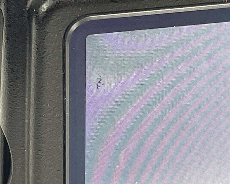 Nikon Coolpix L120 14.1MP Compact Bridge Camera 21x  Small Screen Crack Tested