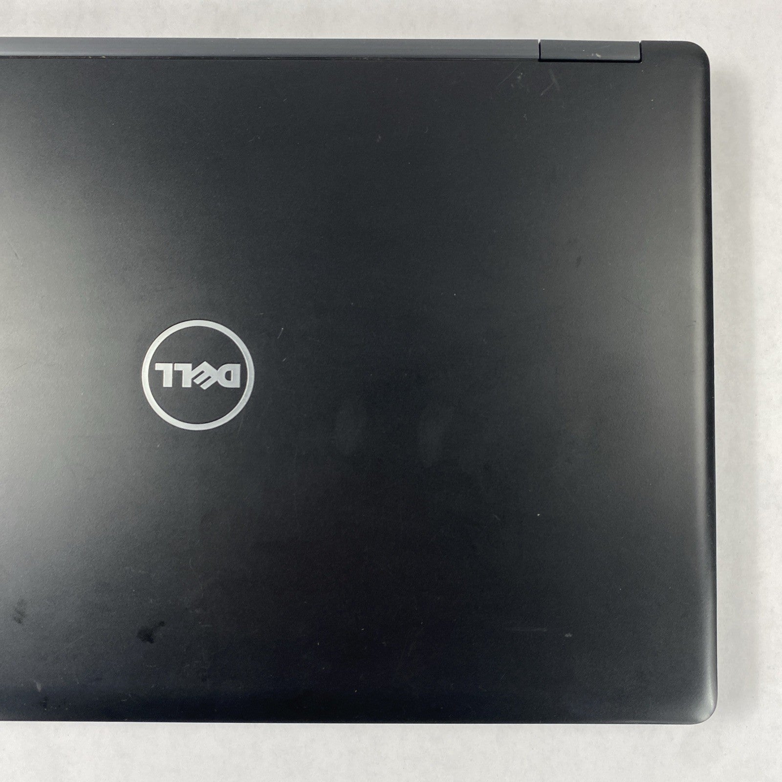 Dell Latitude 5580 Core i5-7300U 2.60 GHz 8 GB RAM 15.6" No Battery No HDD No OS