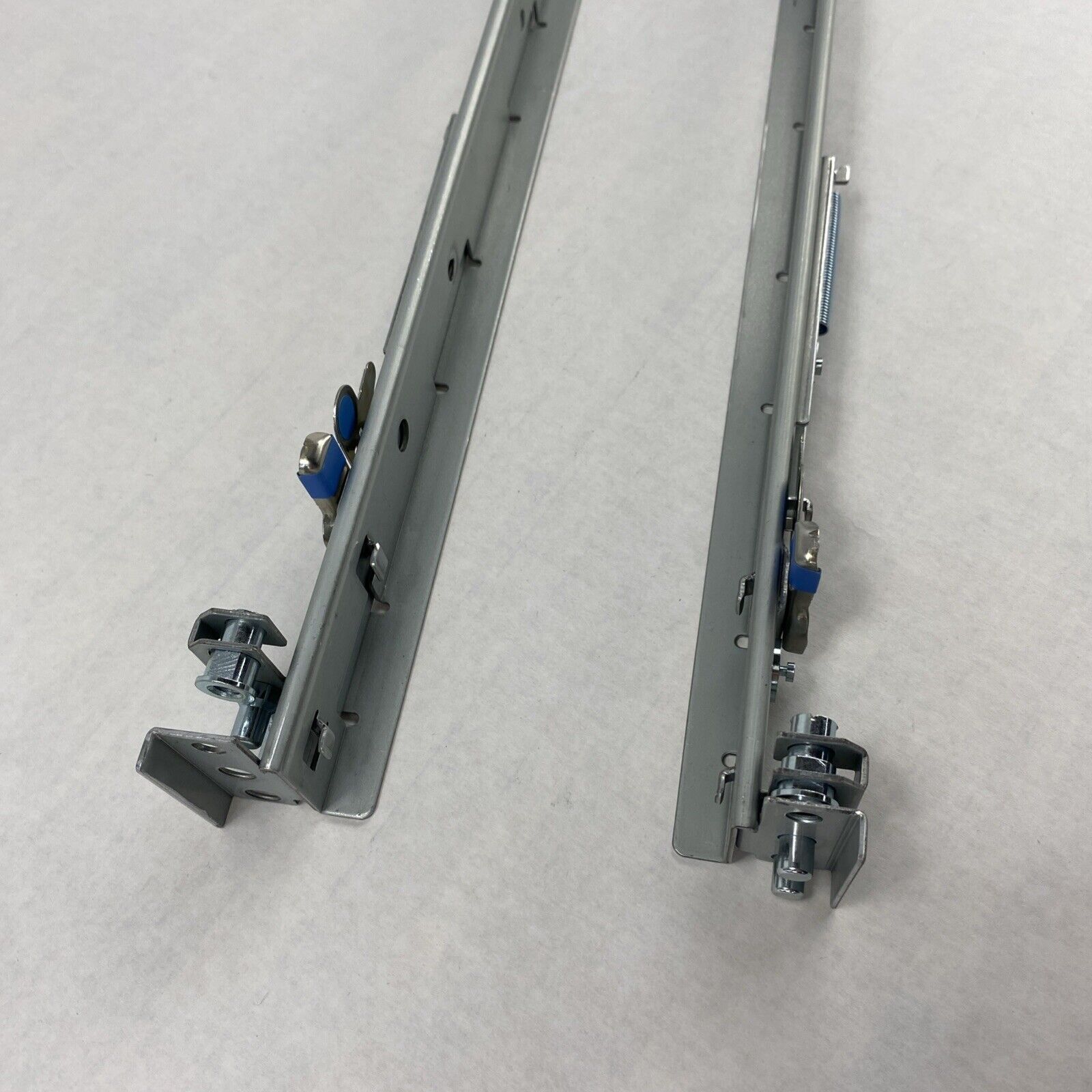 IBM 46C7860 46C7861 Left and Right Sliding Server Rack Mount Rail Set