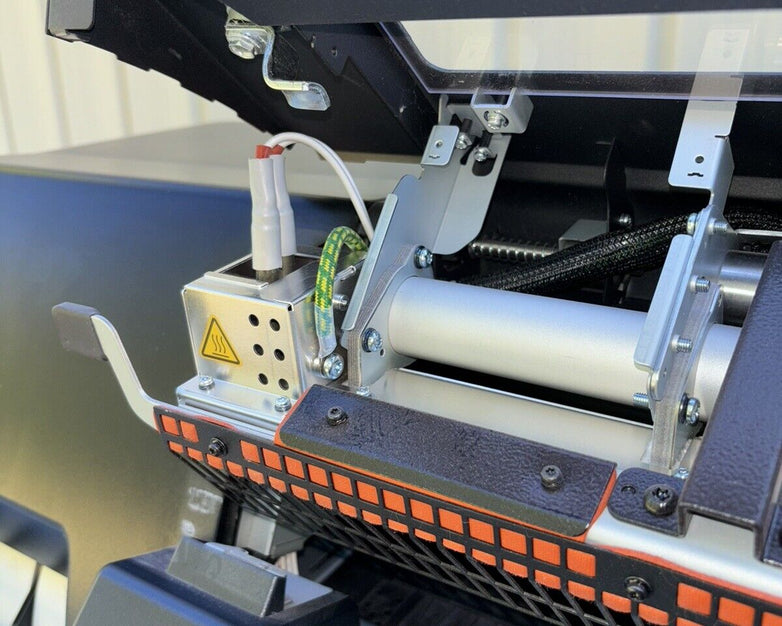 HP CQ869A Designjet L26500 Latex Printer Tested Needs Ink No Hard Drive No OS