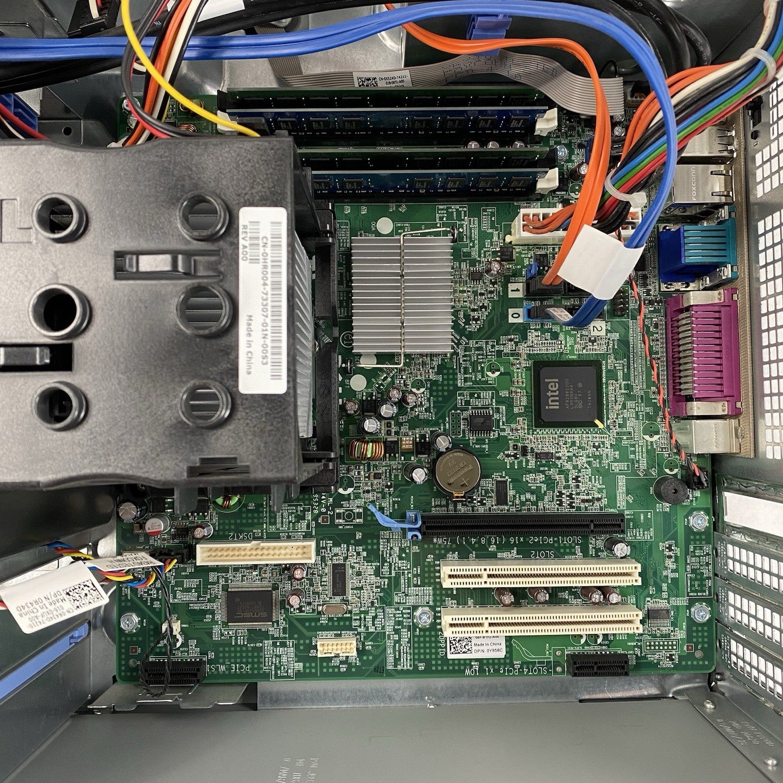 Dell OptiPlex 960 MT Core 2 Quad Q9650 3.00GHz 8GB RAM No HDD No OS