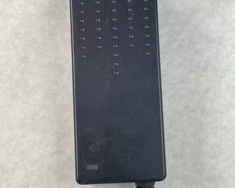 Switching Power Supply P60EB240250, 3-pin