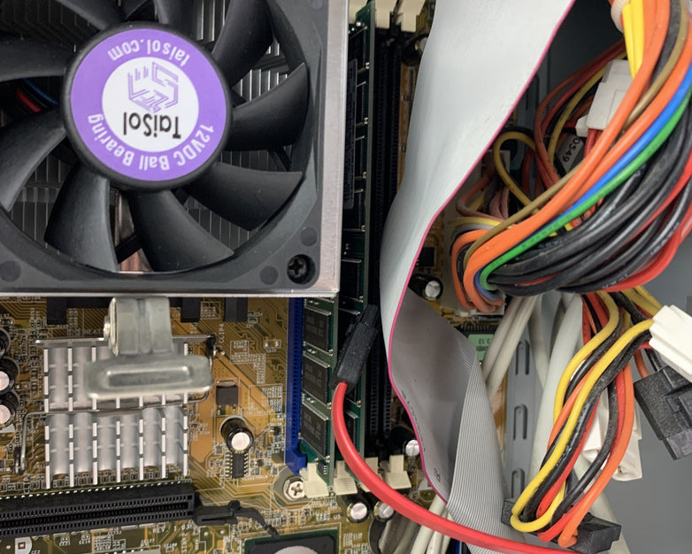 HP Pavilion A1330n Computer AMD Athlon 64 3800+ 2.4 GHz 1 GB Ram No OS No HDD