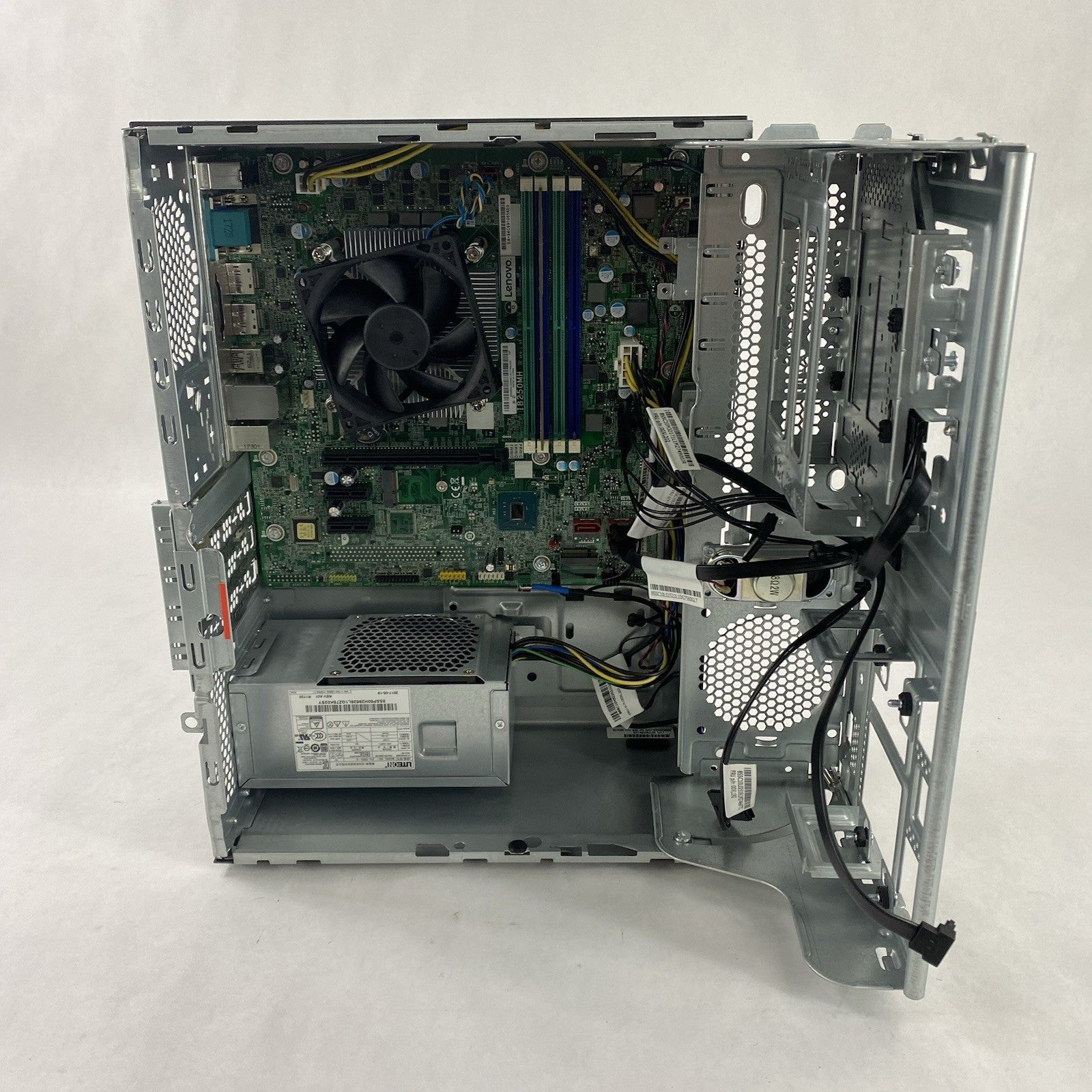 Lenovo ThinkCentre M710T MT Intel Core i7-7700 3.60 GHz 8 GB RAM No HDD/OS11