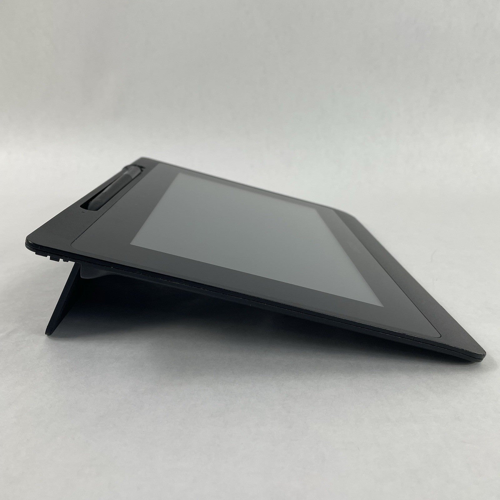 Wacom DTU-1141B 10.1" FHD Drawing Tablet - Scratched/No Power Cord & Cord Cover5