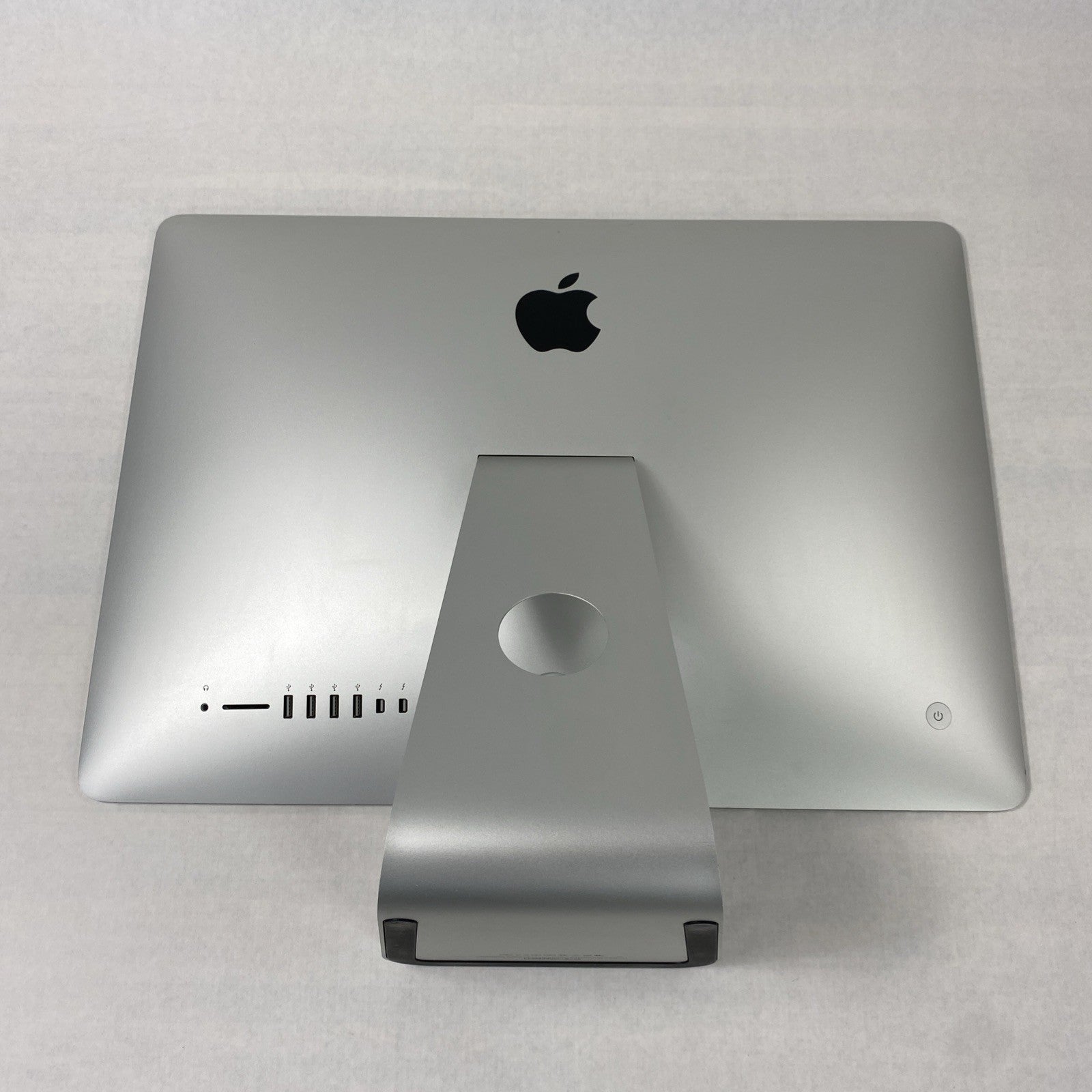 Apple A1418 iMac Retina 4k 21.5" 2015 3.3GHz i7 16GB RAM 2TB HDD Fusion os12.7.6