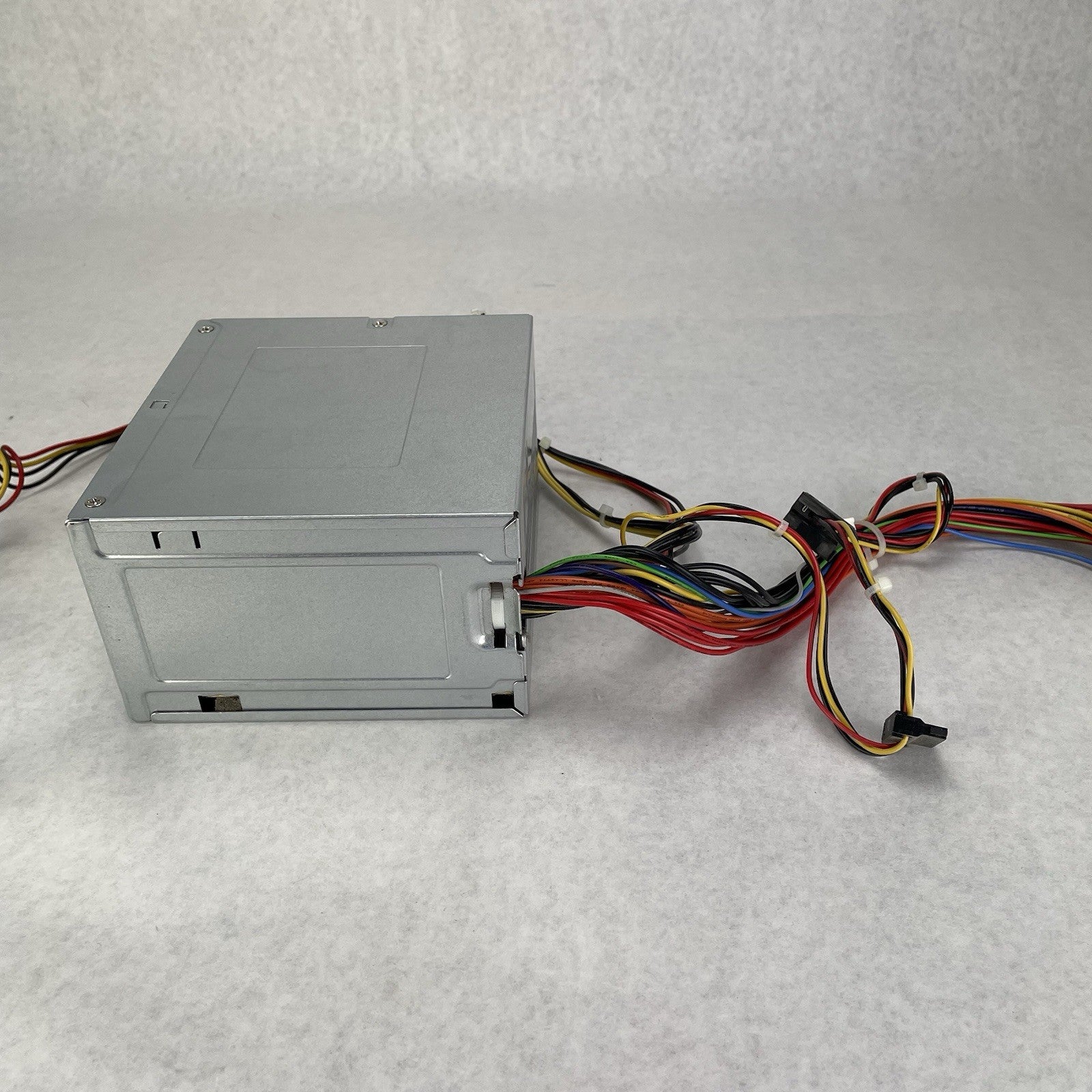 Delta Electronics DPS-300AB-39 C 300W ATX Power Supply
