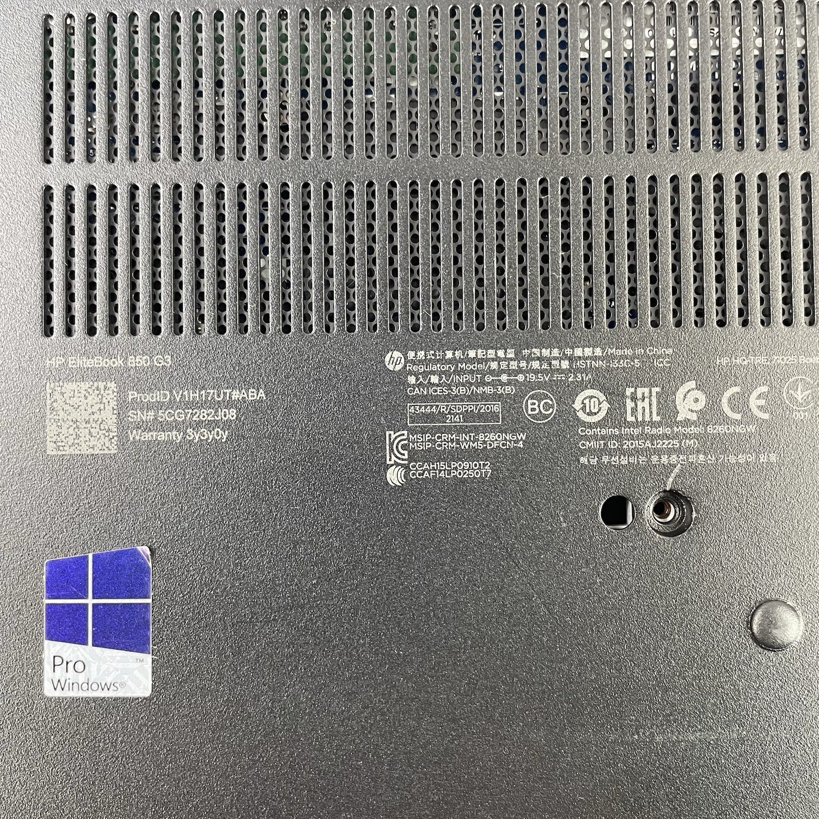 HP EliteBook 850 G3 15.6" i5-6200U 2.30 GHz 8 GB RAM No SSD No OS - Bad Bottom16