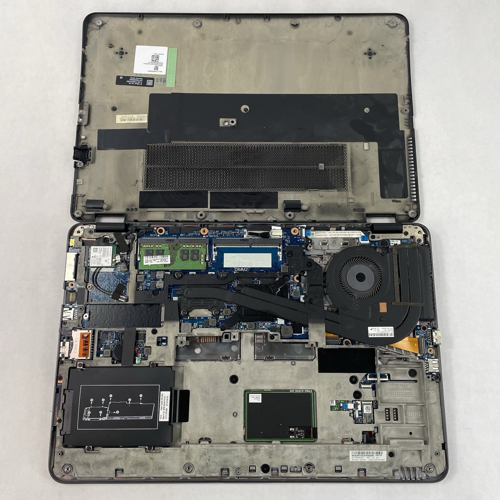 HP ZBook 15U G3 15.6" i5-6200U 2.30 GHz 8 GB RAM No SSD/OS/AC/Battery15