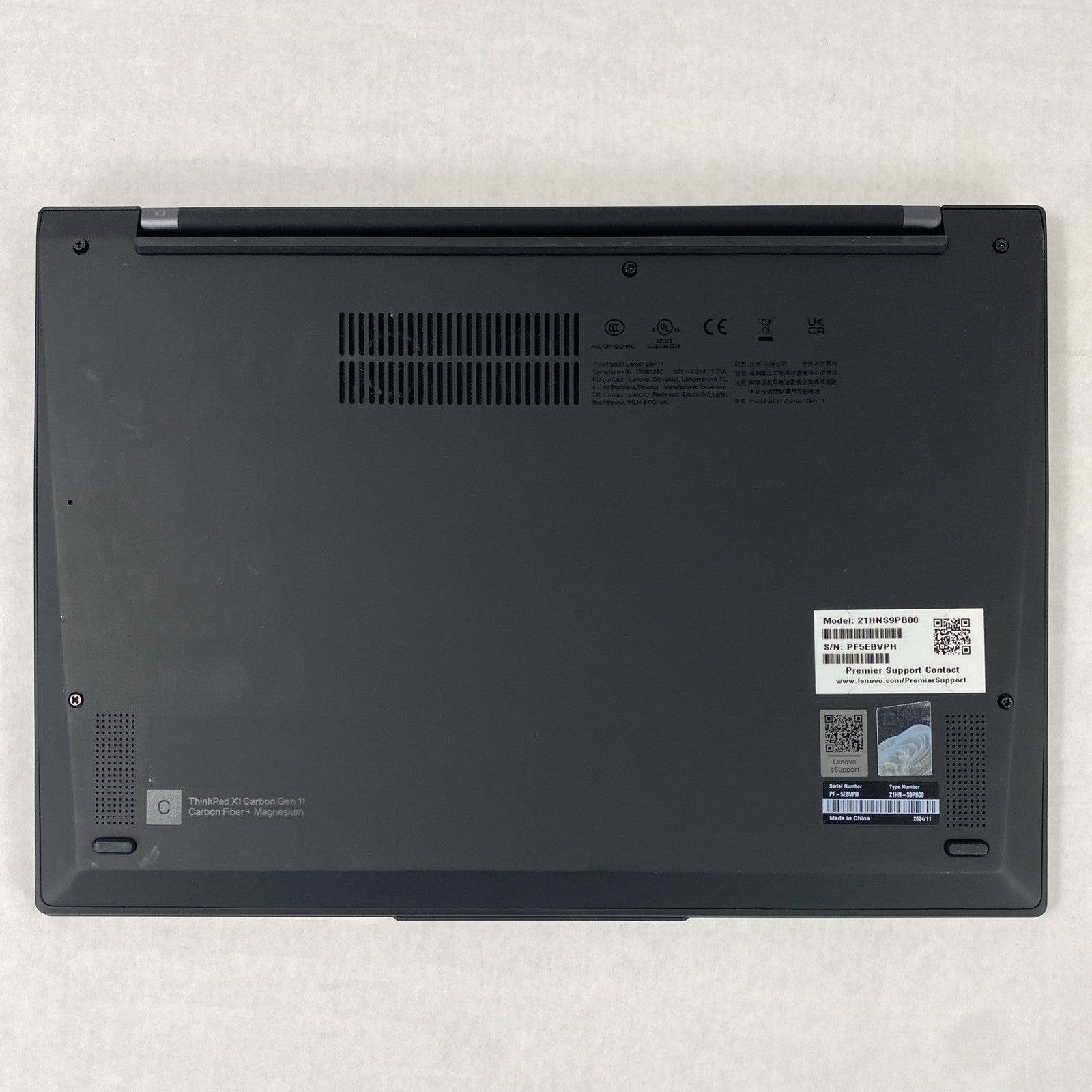 Lenovo ThinkPad X1 Carbon Gen 11 i7-1365U 1.80 GHz 16 GB RAM 14.0" No HDD No OS