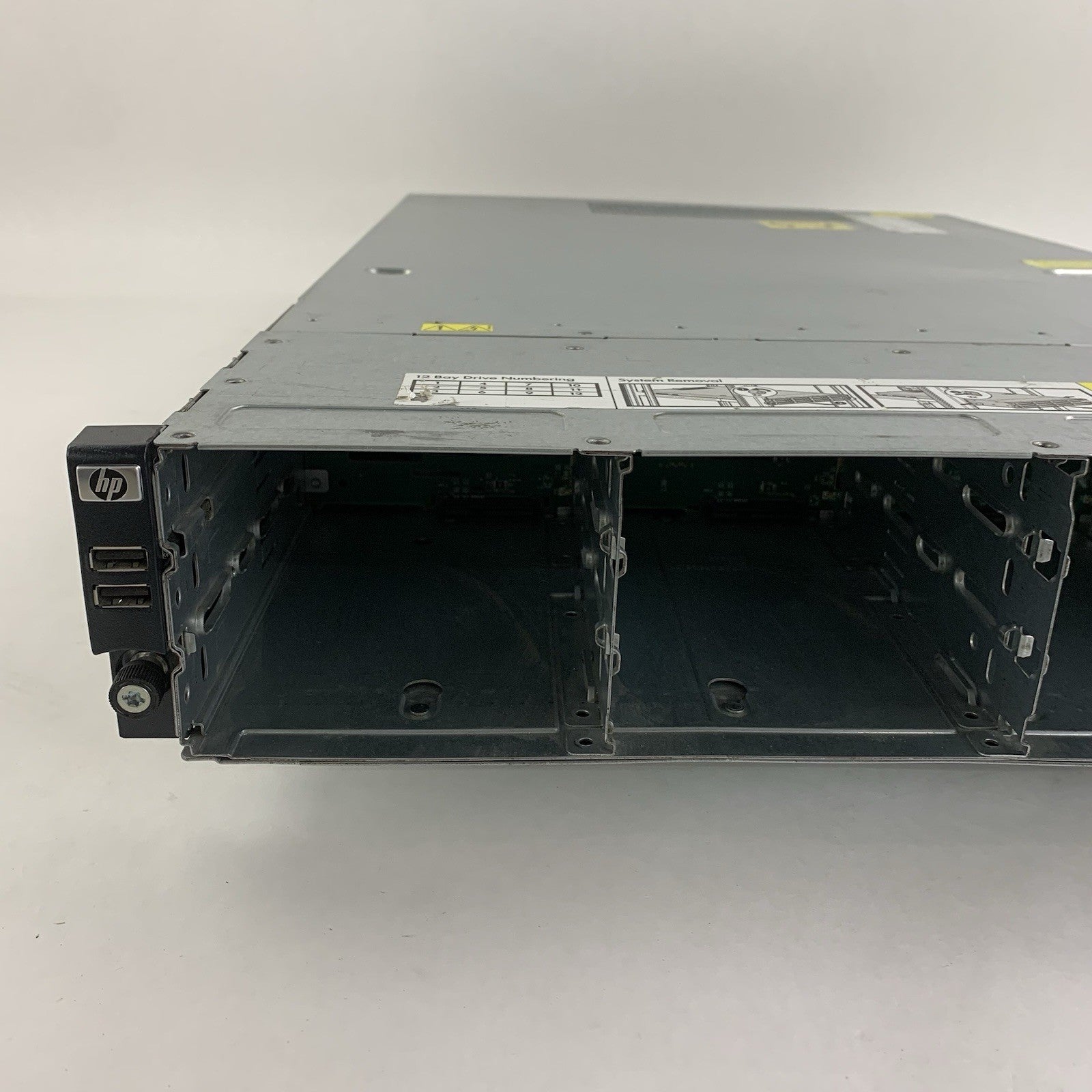 HP StorageWorks P4500 G2 Server 2x Xeon L5520 2.26GHz 24GB RAM No HDD/OS2