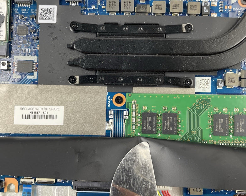 HP EliteBook 655 G10 15.6" AMD Ryzen 7 Pro 7730U 2GHz 8GB RAM No SSD/OS/AC- READ