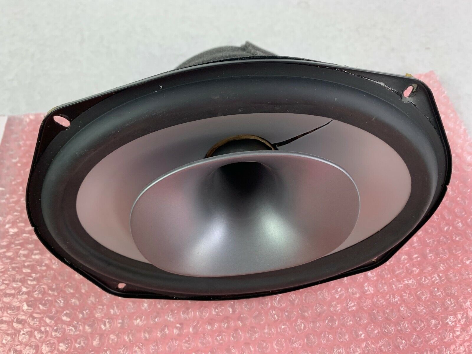 Wake Tower Speaker 200 Watts Matte Silver Polypropylene BROKEN CONE - Black