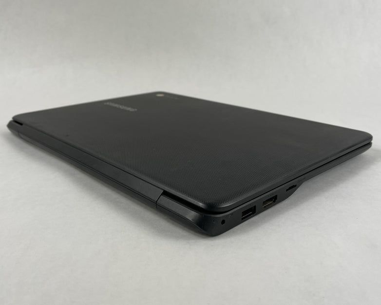 Samsung NoteBook 500C XE500C13 11.6" Celeron N3060 1.60 GHz 4 GB RAM 16 GB SSD