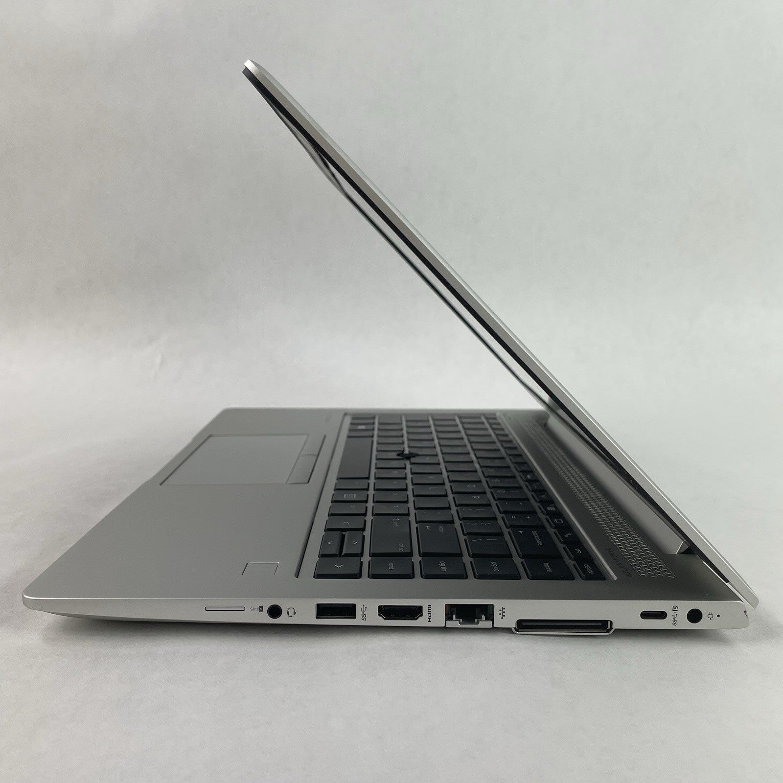 HP MT45 Mobile Thin Client 14" AMD Ryzen3 Pro 3300U 2.10GHz 8GB RAM No SSD/OS/AC3