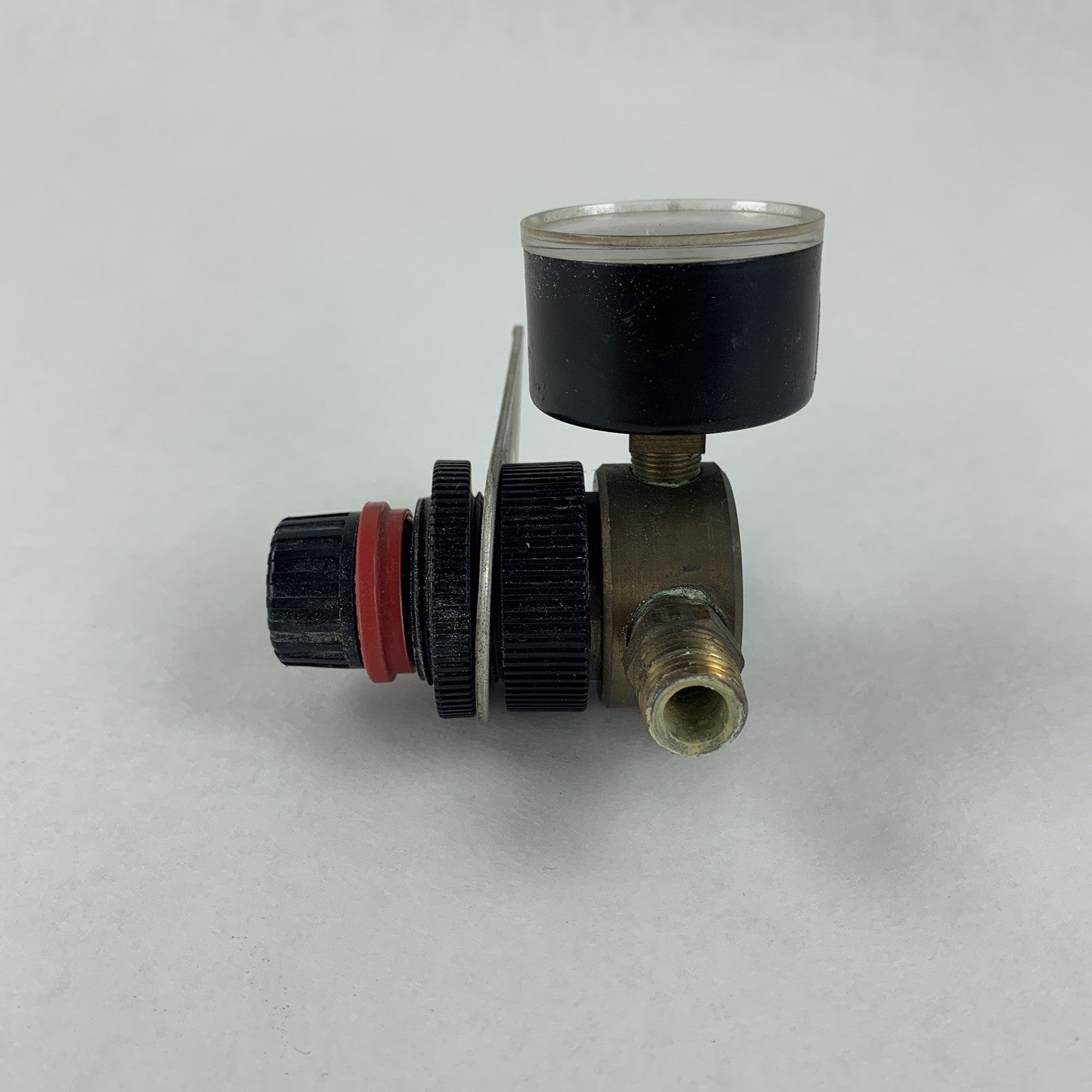 Norgren 341-07 w/ R06-221-NGEA  Regulator Untested