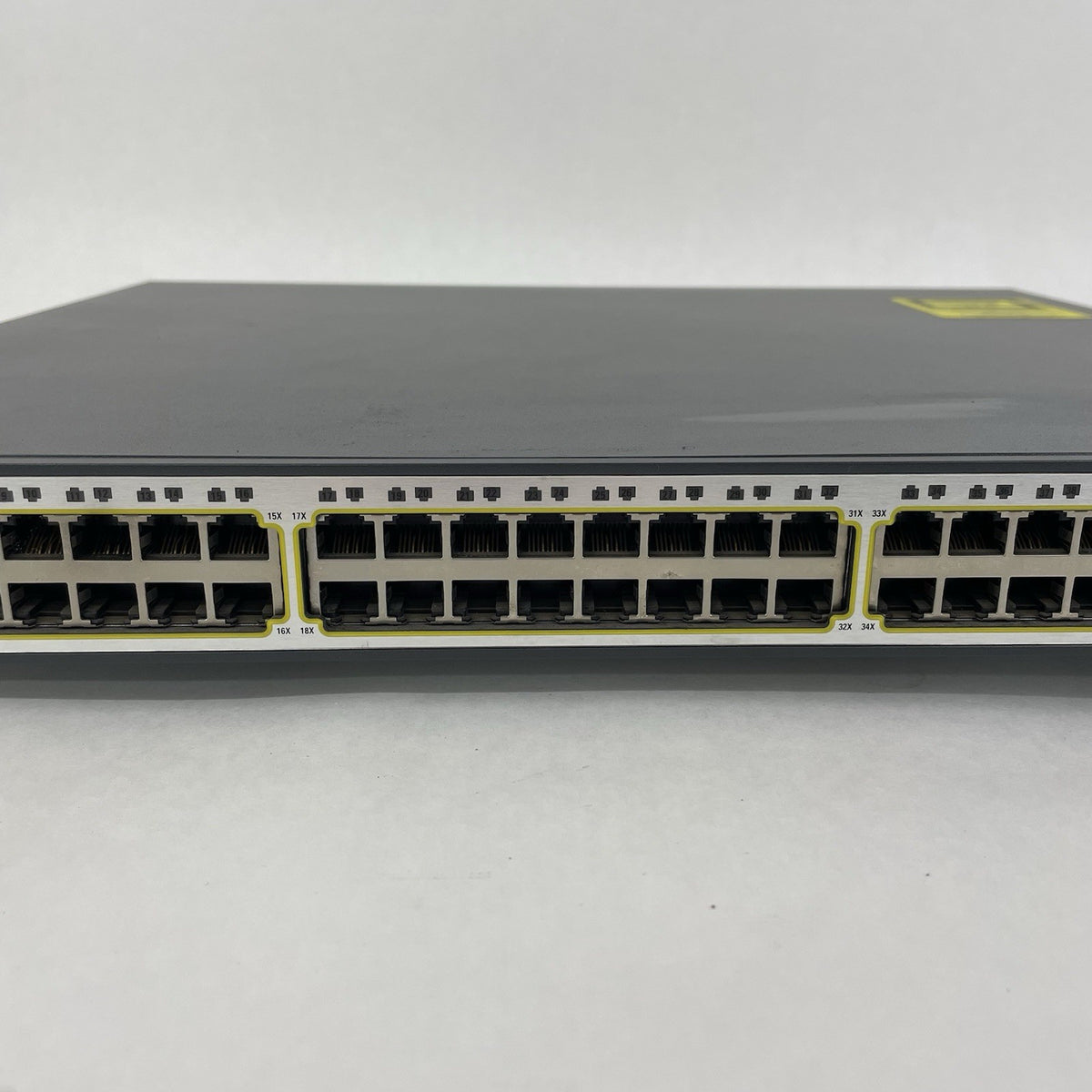 Cisco Catalyst  WS-C3750-48PS-S V05 3750 48 Port Switch - Tested3