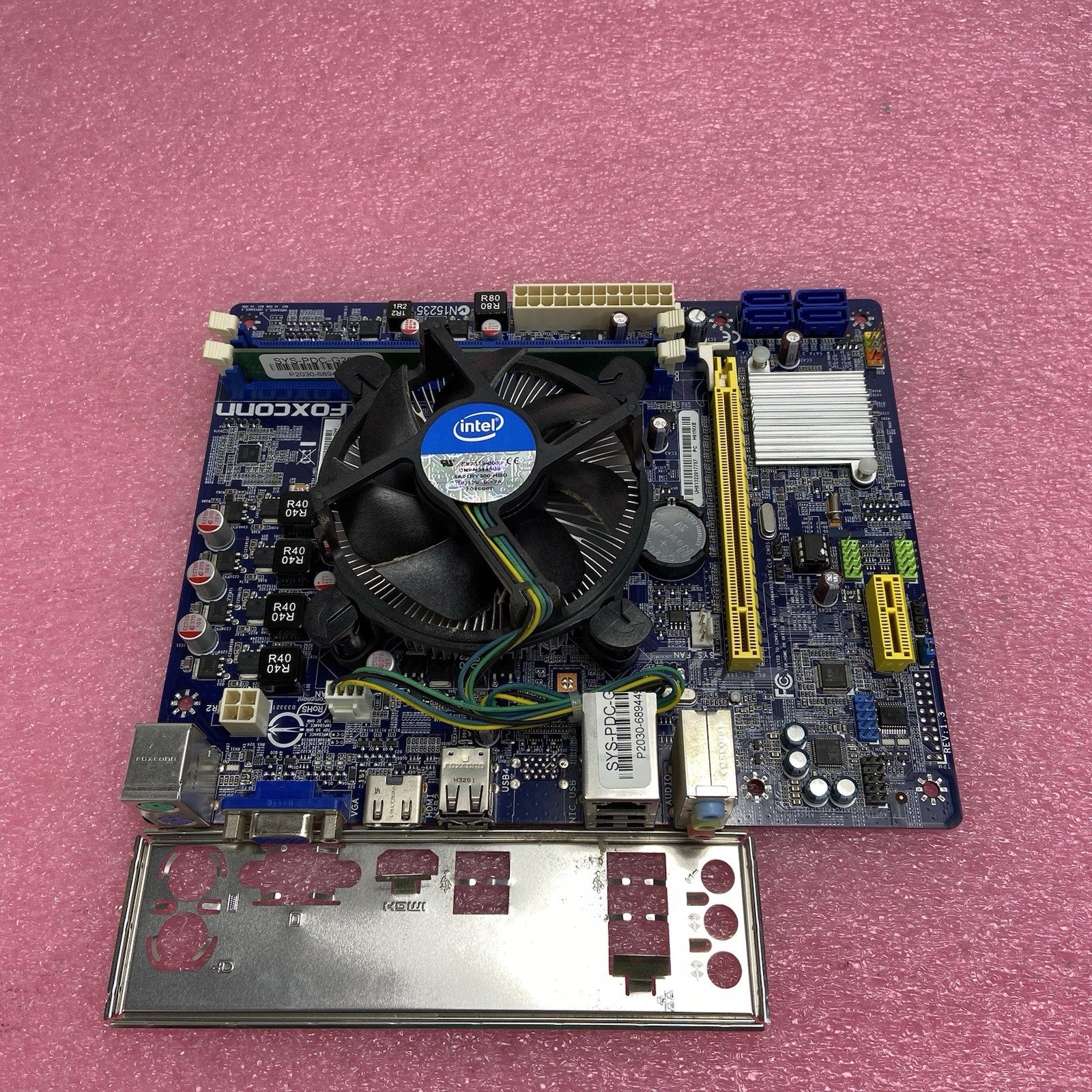 Foxconn H61MXE Motherboard Intel Pentium G2030 3GHz 4GB RAM w/IO Shield4