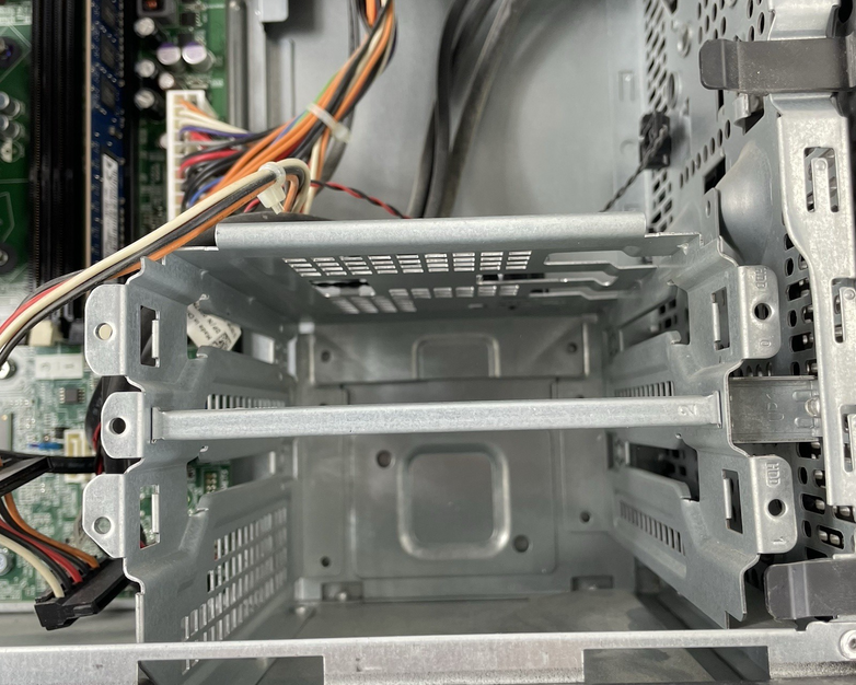Dell Optiplex 7010 MT i5-3470 3.20 GHz 4 GB RAM No HDD/OS