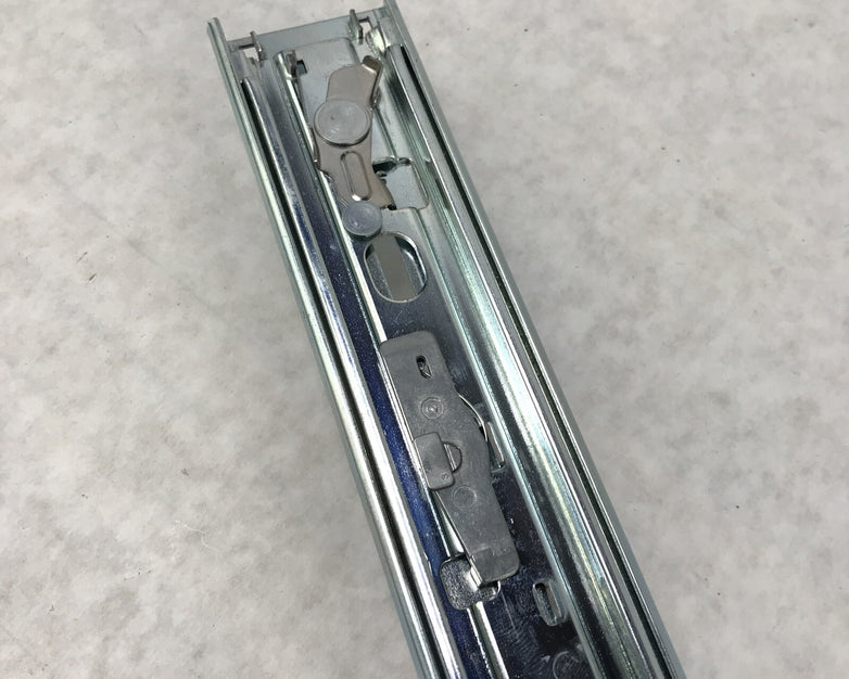 Qualslide 611-10190 Left and Right Server Rack Mount Rails 43W4519