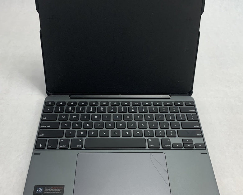 BRYDGE BRY603 11" iPad Pro Keyboard Case - Cracked Trackpad