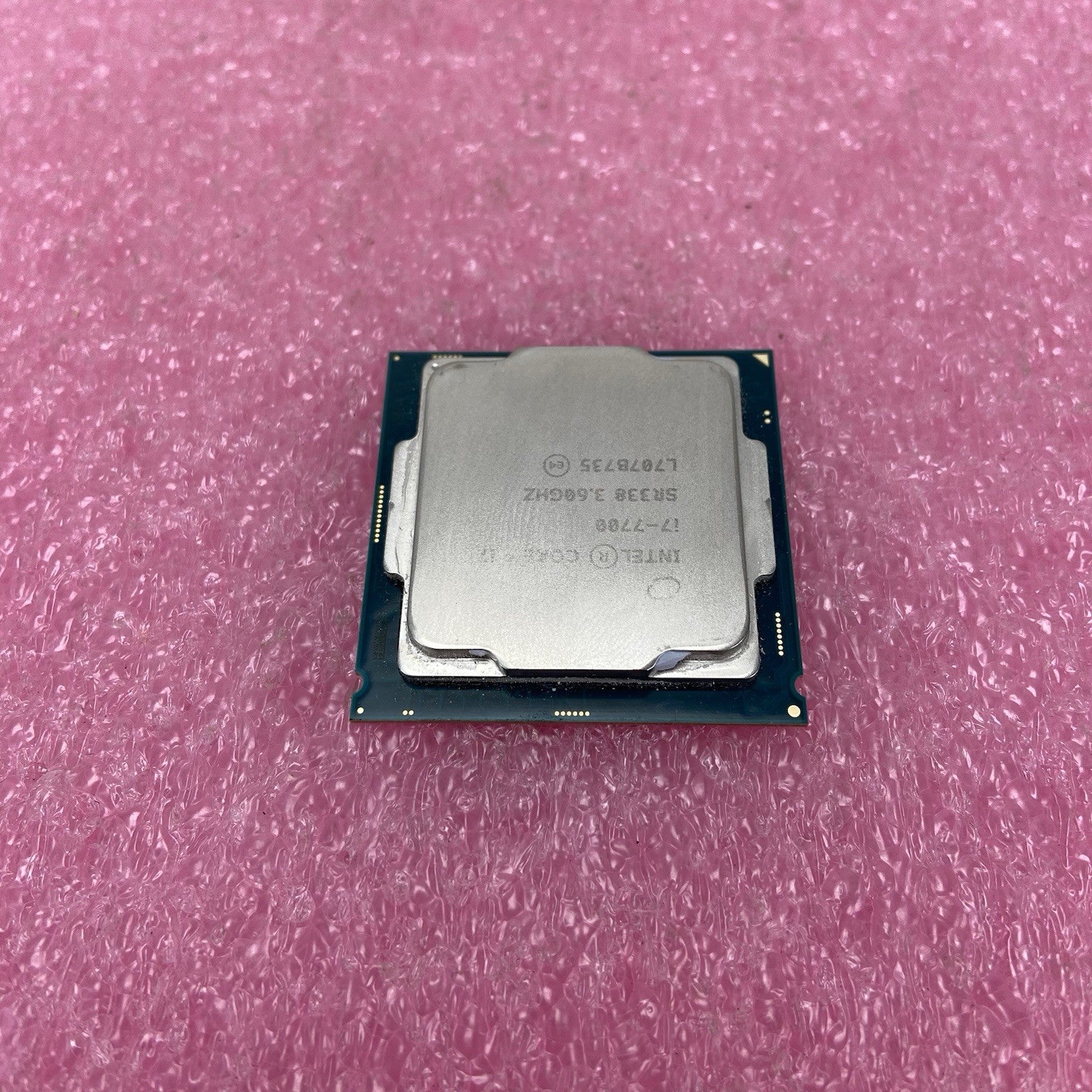 Intel Core i7-7700 SR338 3.6GHz Desktop CPU3