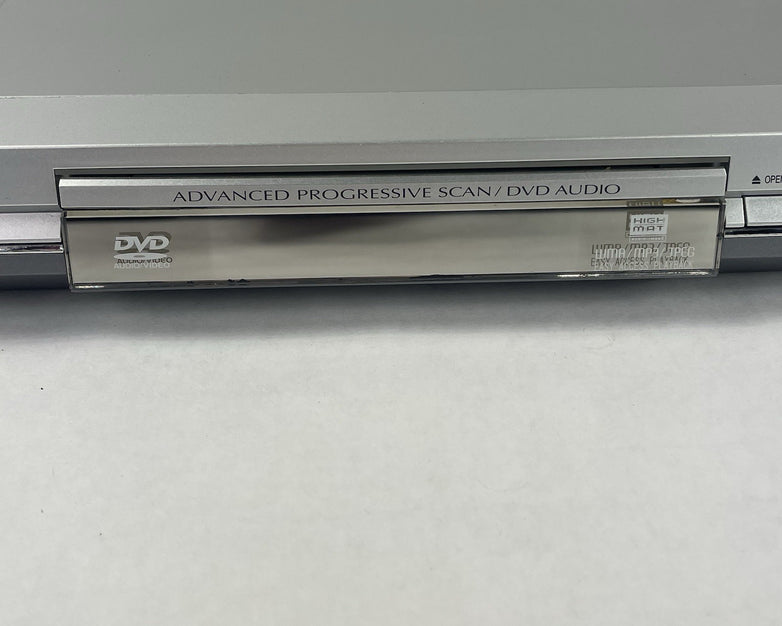 Panasonic DVD-S27 DVD CD Player in Silver No Cables No Remote
