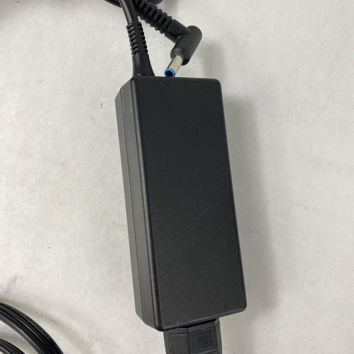 HP HSTNN-CA40 19.5V Blue Tip Small barrel AC Adapter - Lot of 53