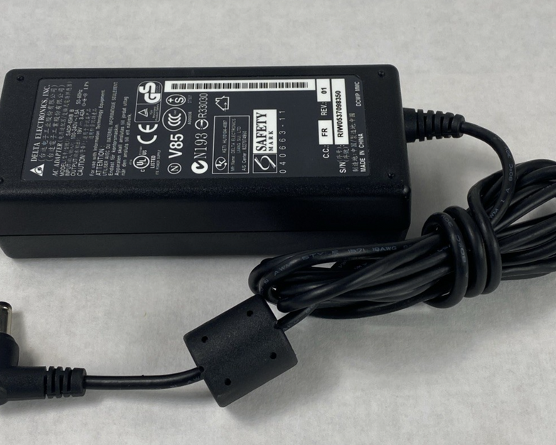 Delta Electronics SADP-65KB 65W 19V 3.42A AC Adapters (Lot of 3)