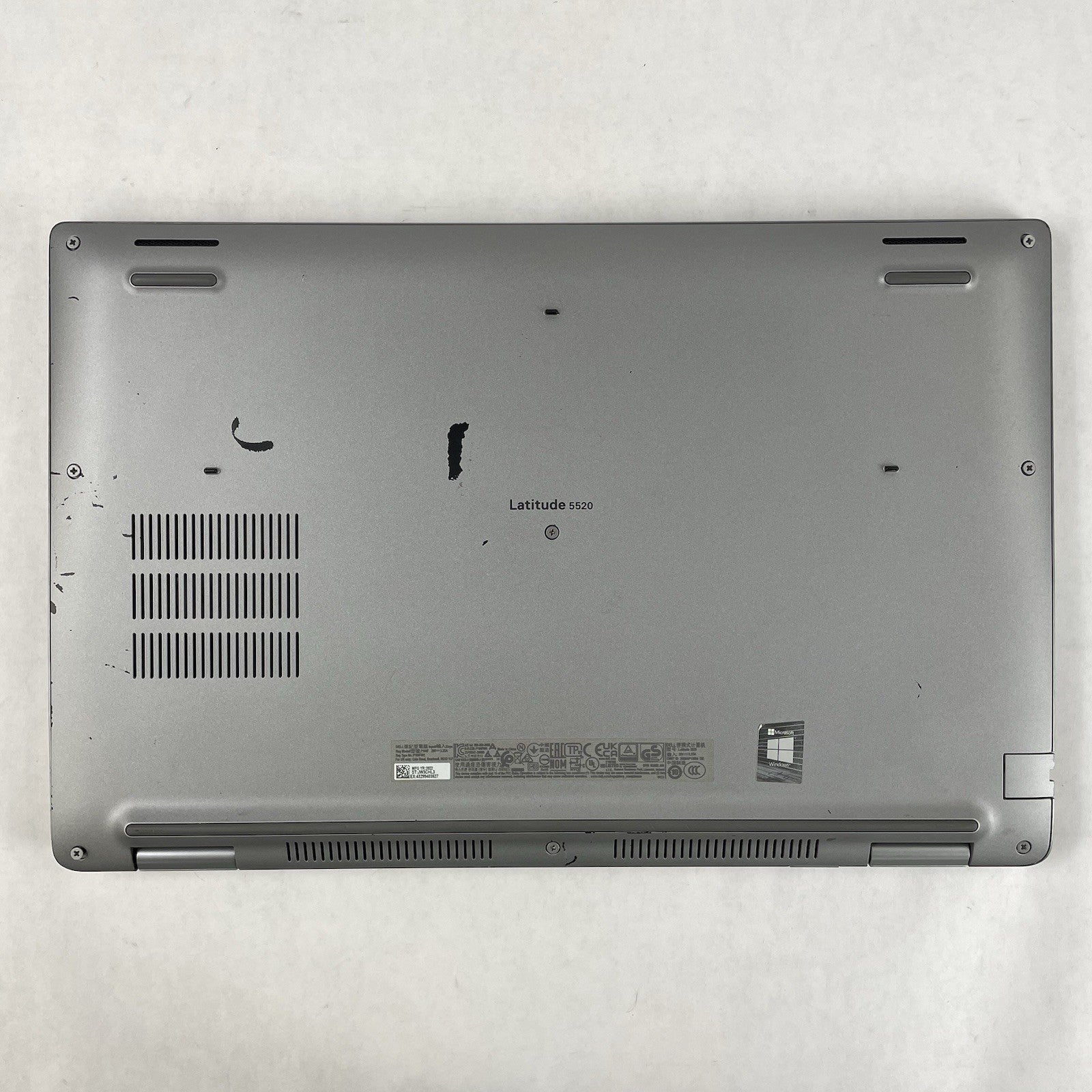 Dell Latitude 5520 15.6" i5-1135G7 2.40 GHz 8 GB RAM No SSD/OS/AC - Worn Keys14