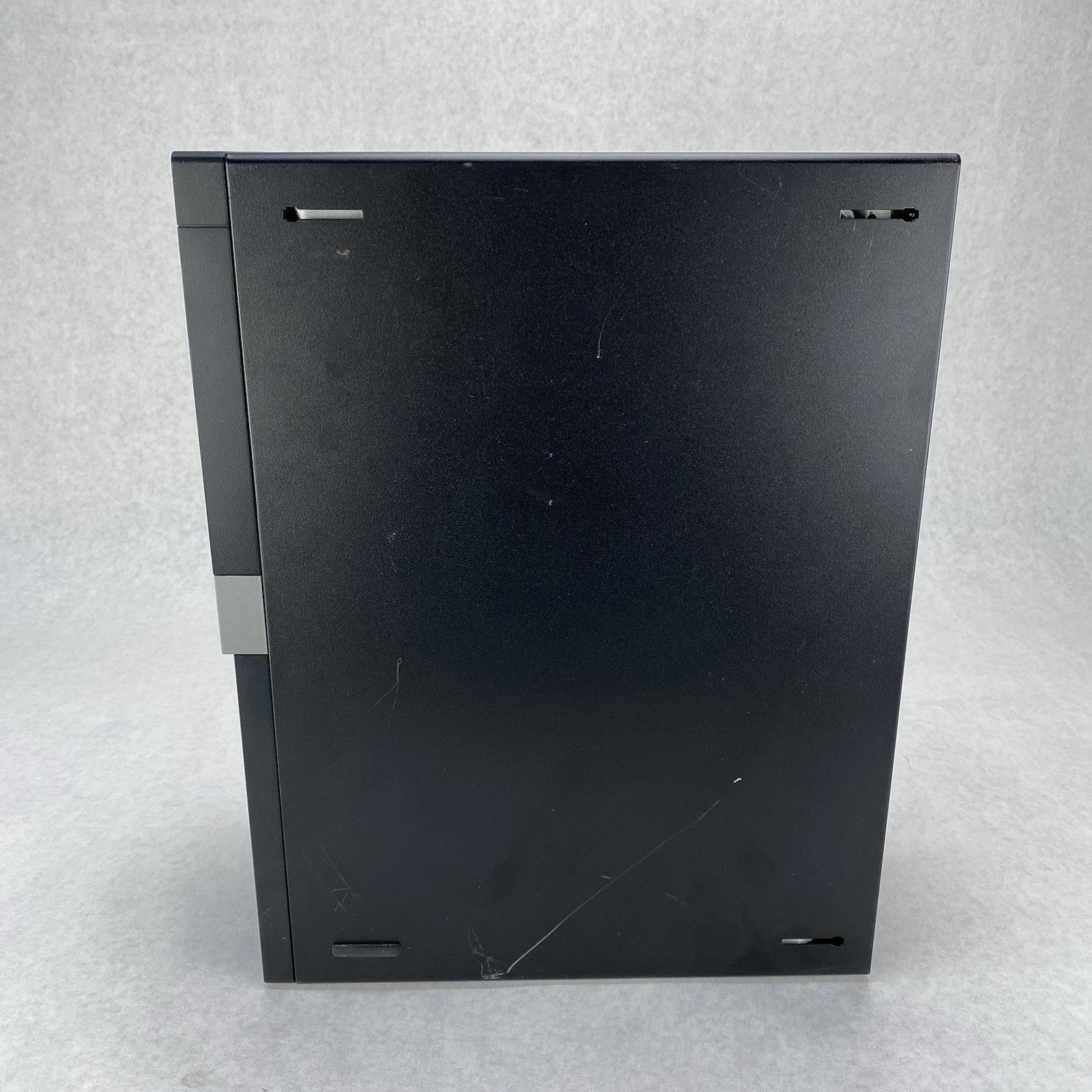 Lenovo ThinkCentre M900 SFF Intel Core i7-6700 3.4GHz 8GB RAM No HDD No OS