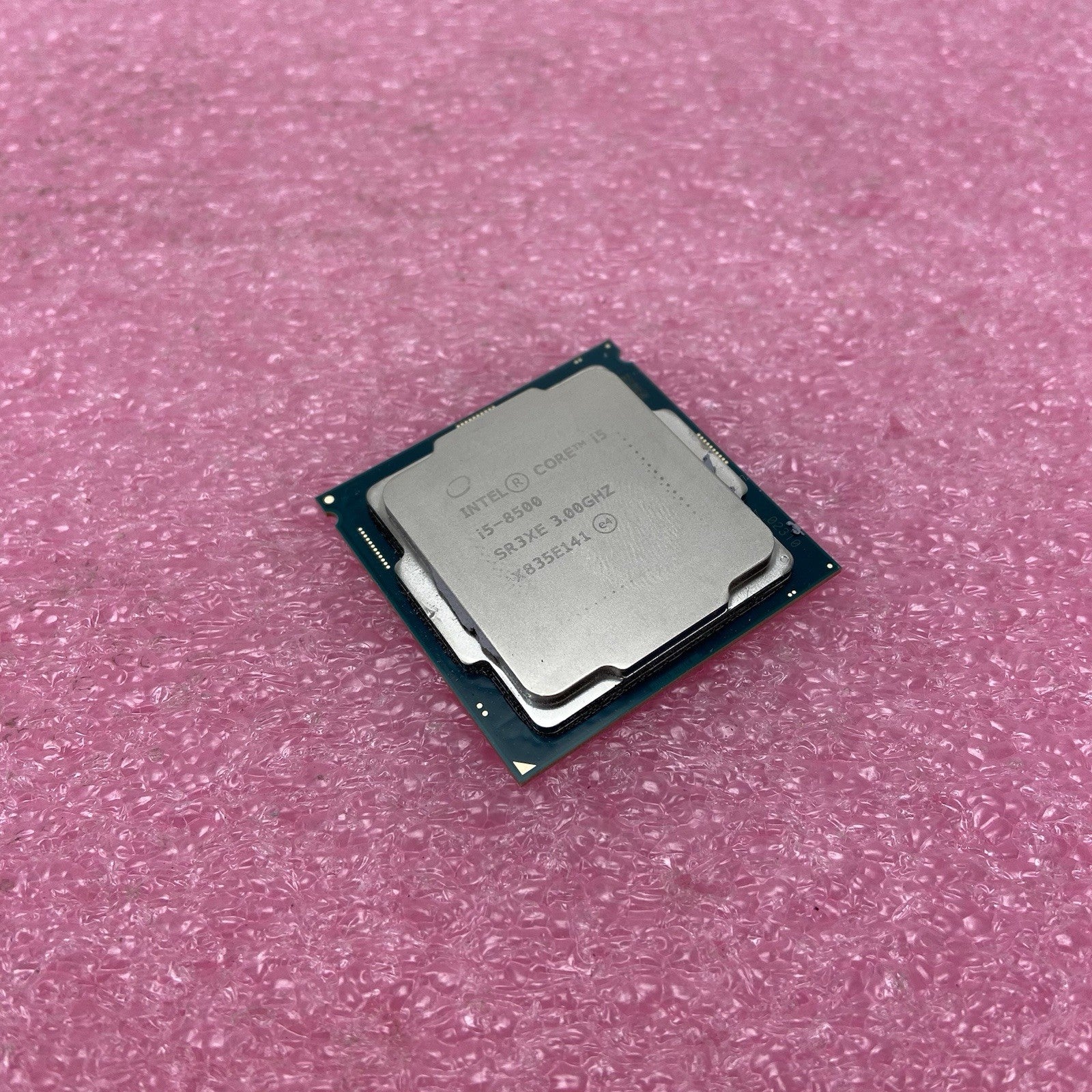 Intel Core i5-8500 SR3XE 3GHz Dekstop CPU0