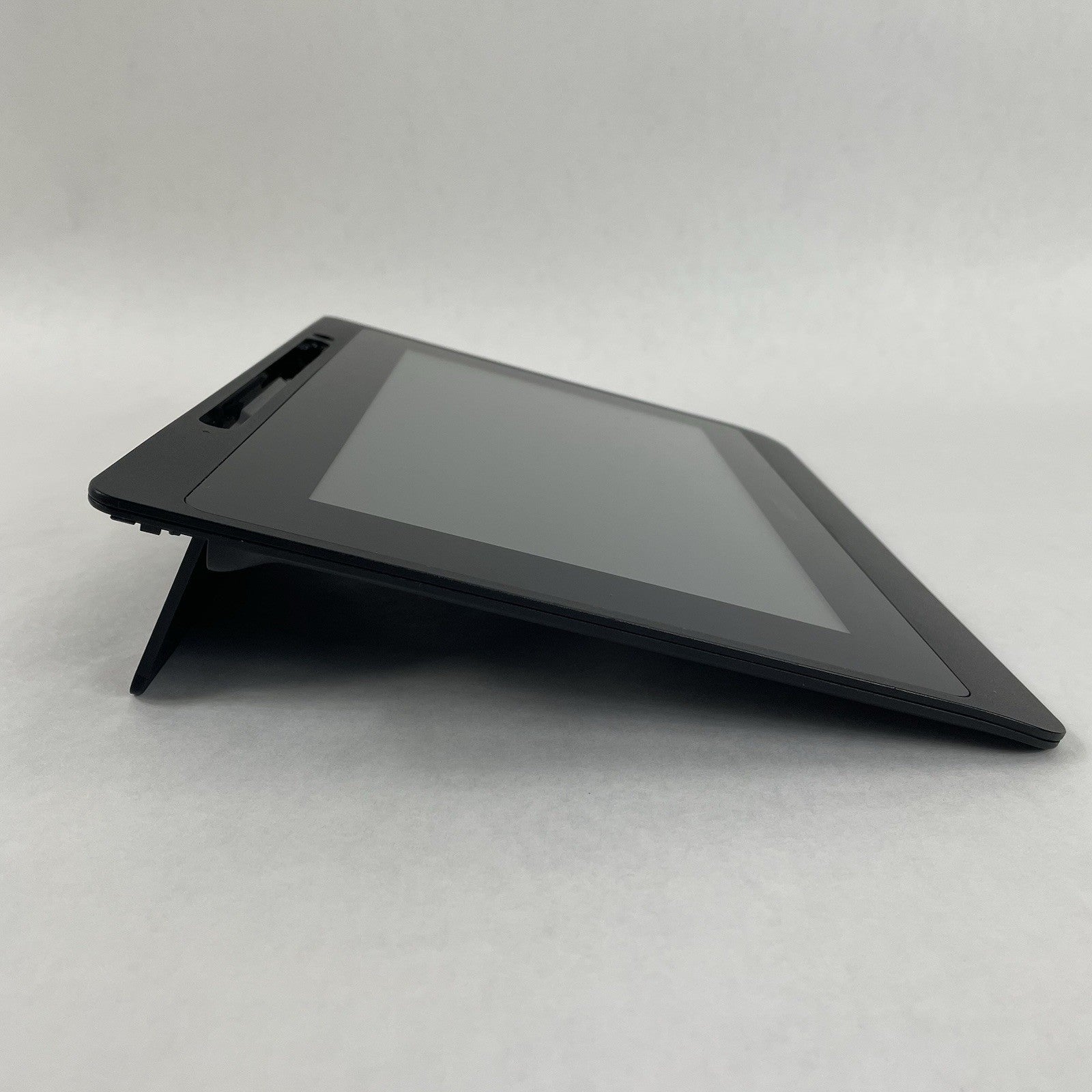 Wacom DTU-1141B 10.1" FHD Drawing Tablet - READ4