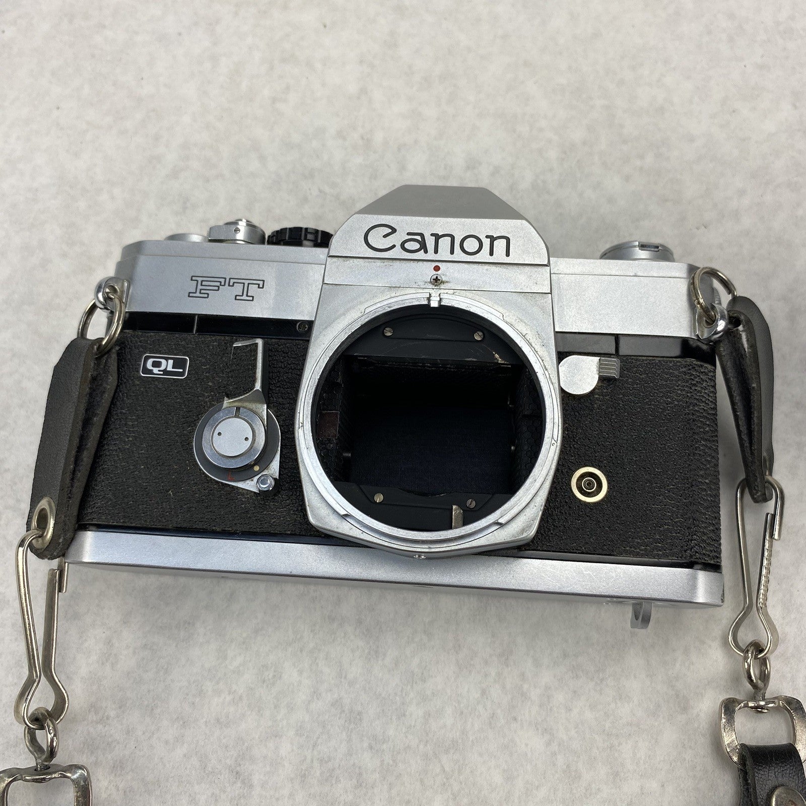 Canon FT QL 35mm Film Camera With FL 50mm 1:1.8 Lens - For Parts or Repair9