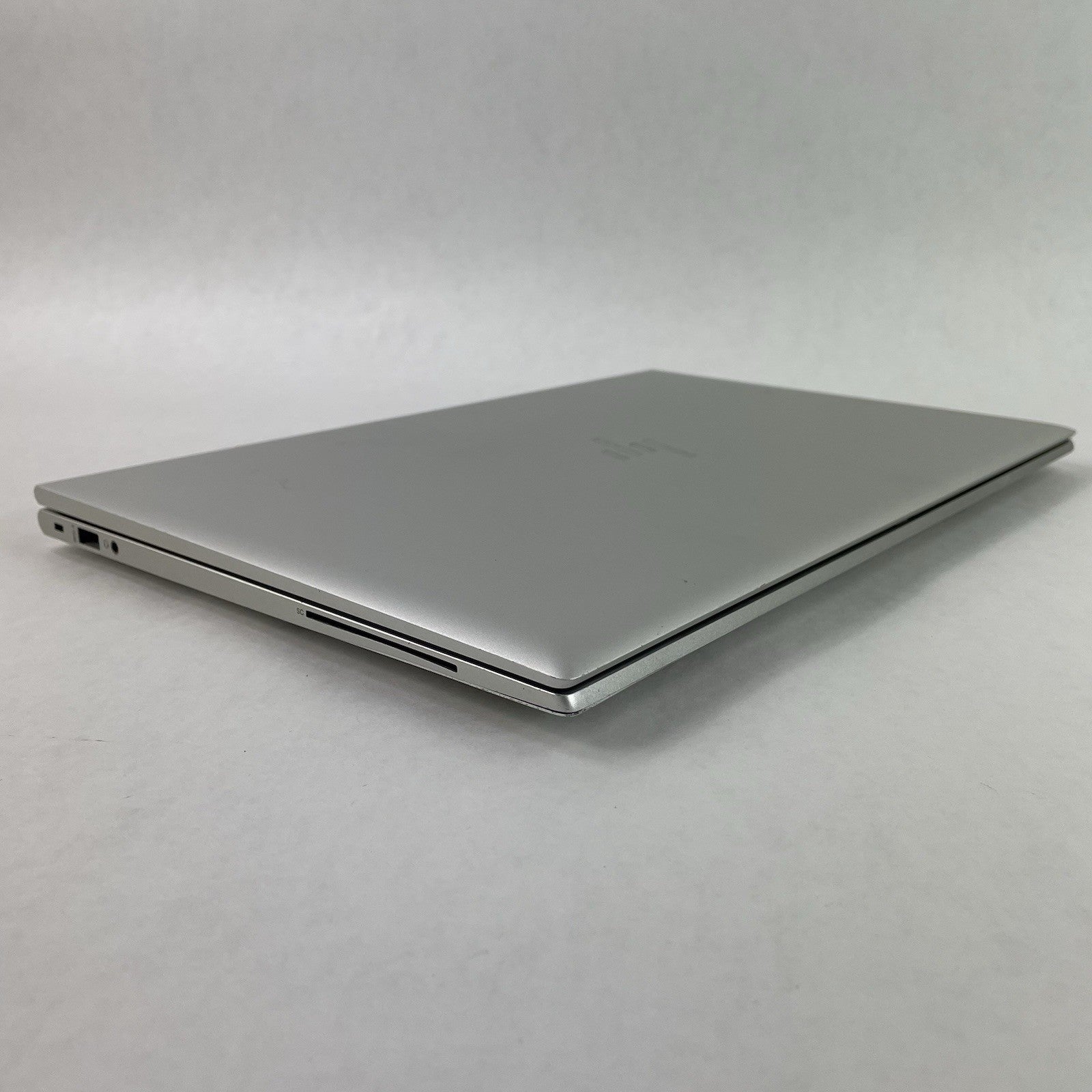 HP EliteBook 850 G8 15.6" i5-1145G7 2.60 GHz 8 GB RAM No SSD/OS/AC- Bad USB Slot9