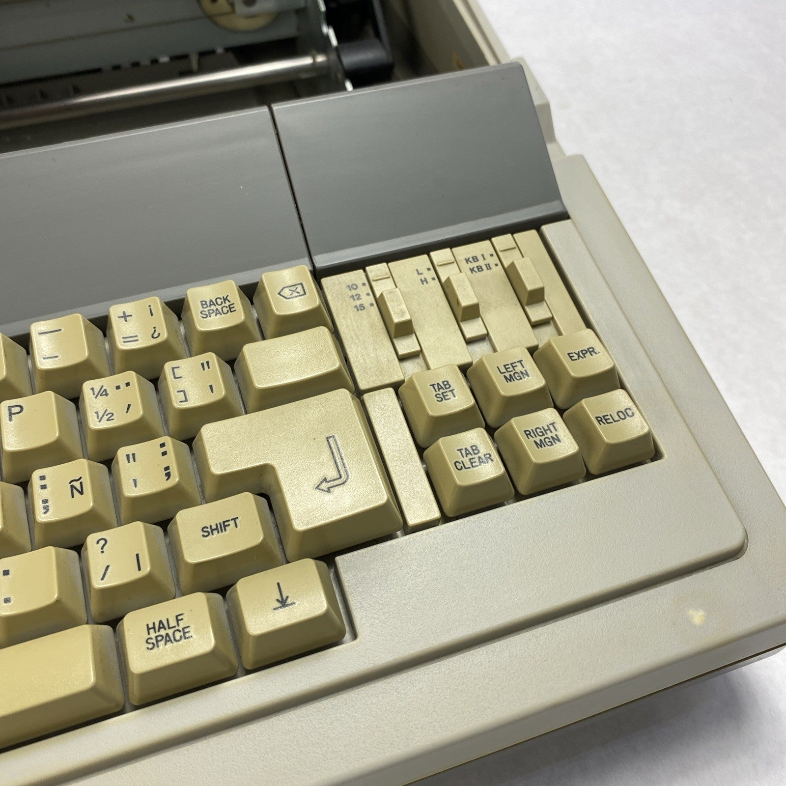 Panasonic Jetwriter KX-E500B Electronic Typewriter12