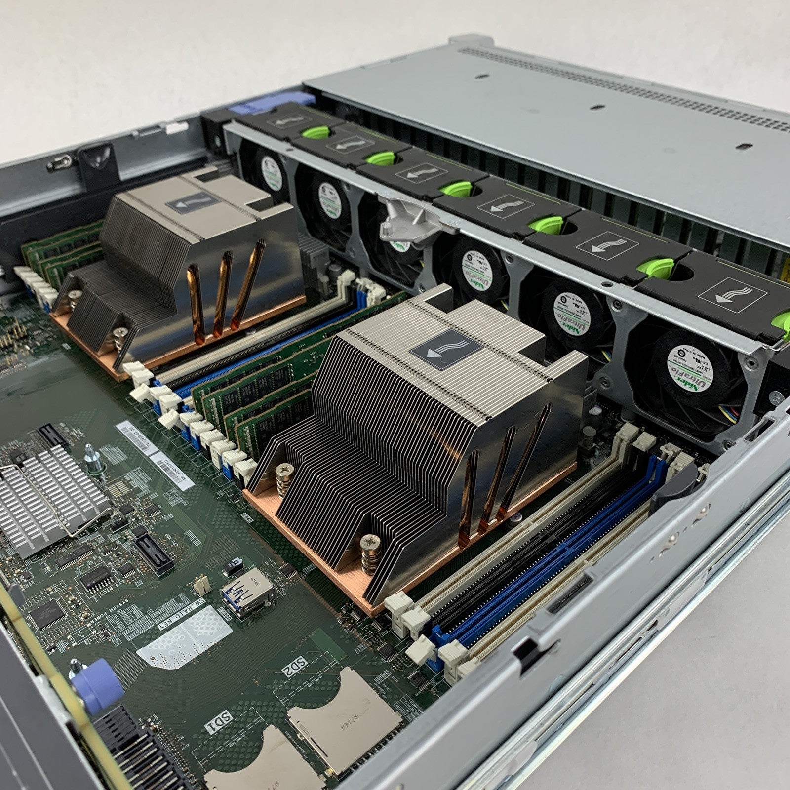 Cisco UCS C240 M4 Xeon E5-2630v4 2.2 GHz 128 GB Ram 2U Server No OS No HDD