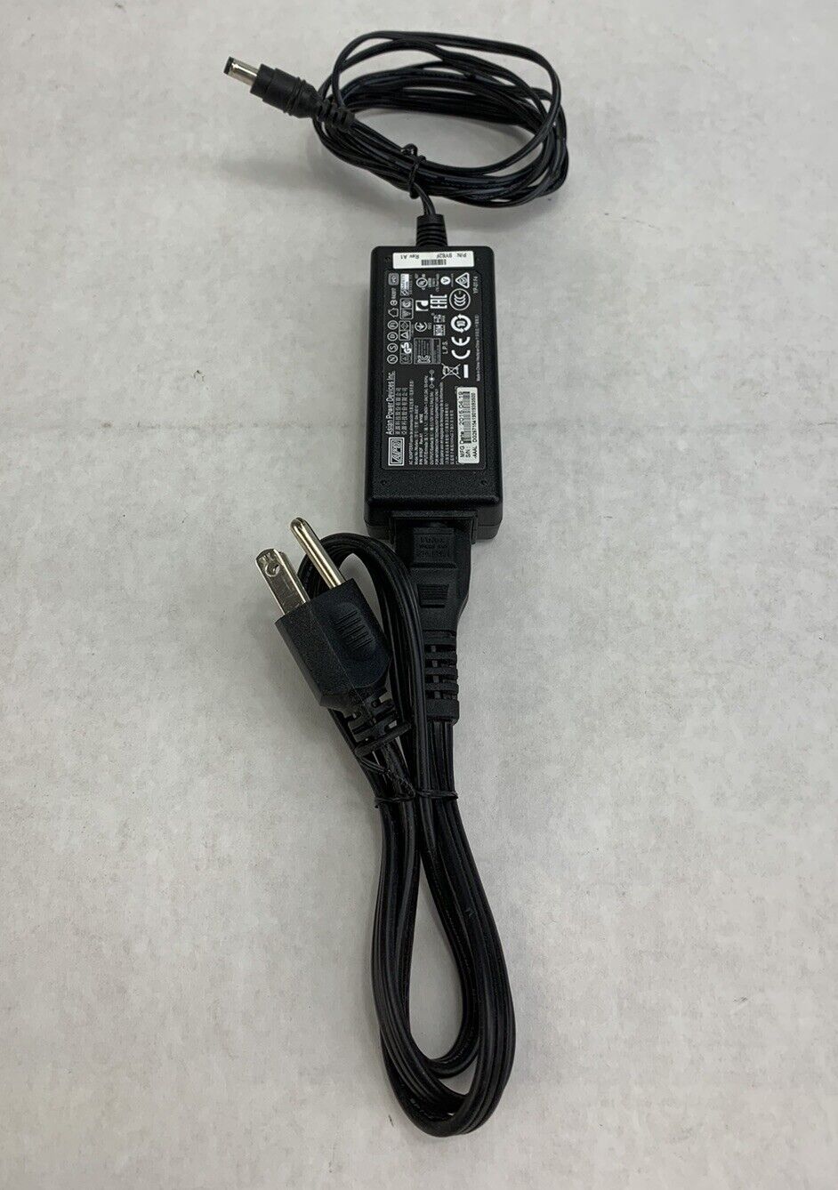 Asian Power Devises DA-30E12 30W AC Adapter (Lot of 5)