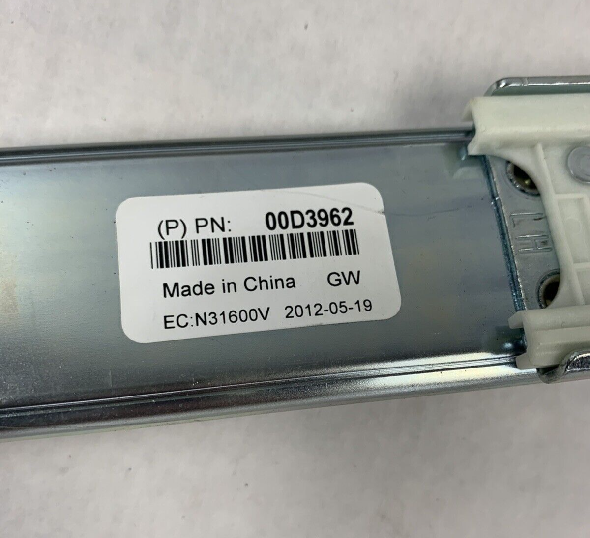 IBM Lenovo 00D3962 00D3963B Rail Kit