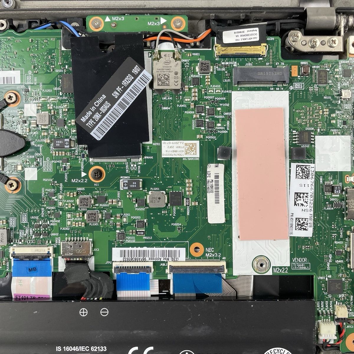 Lenovo ThinkPad T490s 14" i5-8365U 1.60 GHz 8 GB RAM No SSD/OS/AC17