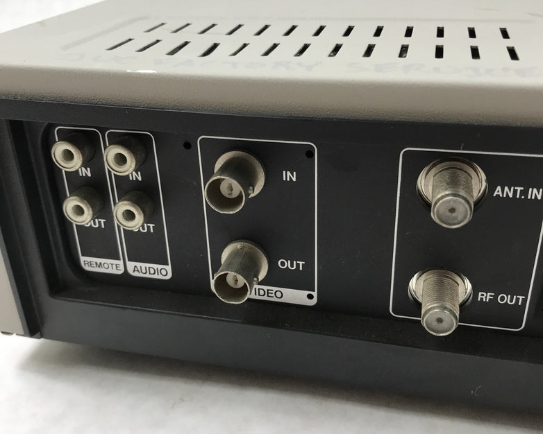 JVC BR-3700U VHS Player/Recorder 300W 2.5A 120V 60Hz