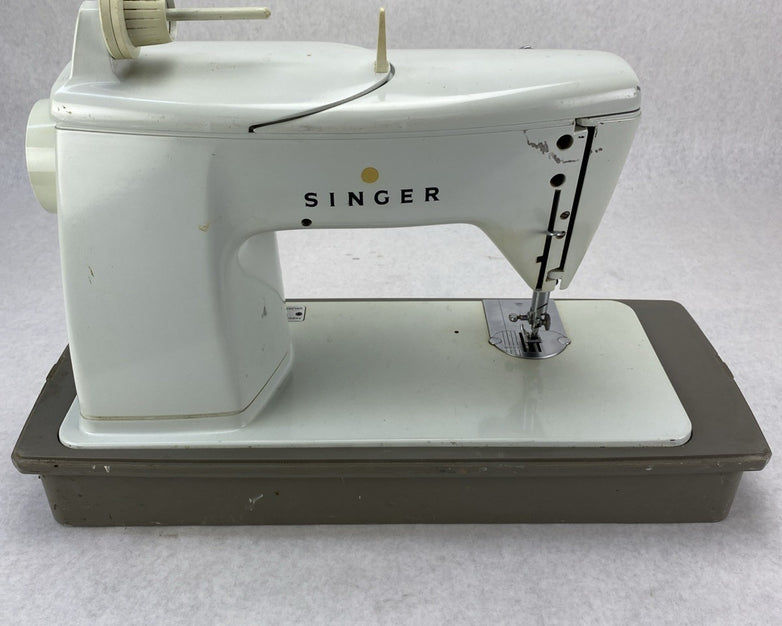 Vintage Singer Touch & Sew 603E Sewing Machine With Pedal - Viking Sewing Center