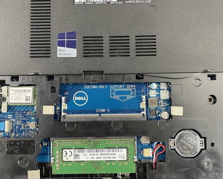 Dell Inspiron 5566 15.6" i5-7200U 2.50 GHz 8 GB RAM No SSD/OS/AC/Batt - Bad USB