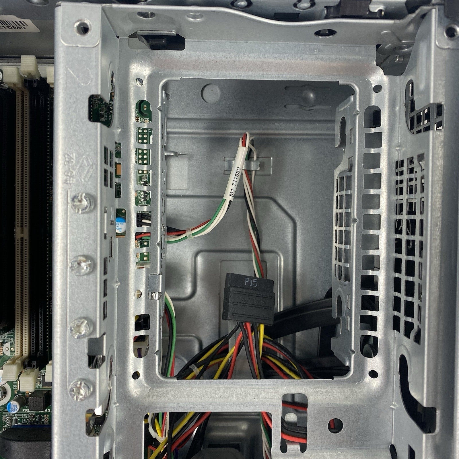 HP ProDesk 600 G2 SFF Intel Core i5-6500 3.2GHz 8GB RAM No HDD No OS