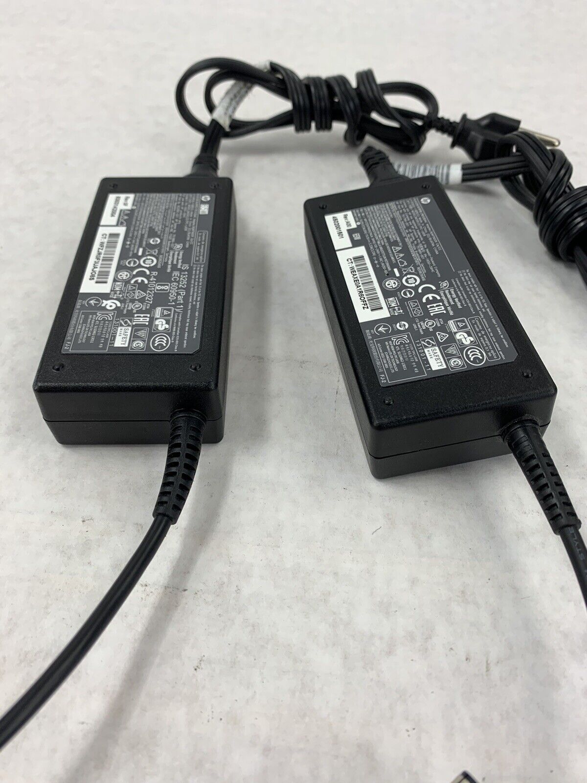 Lot 2 HP Laptop Charger AC Power Adapter TPC-LA58 65W 19.5V 3.33A, 724264-001