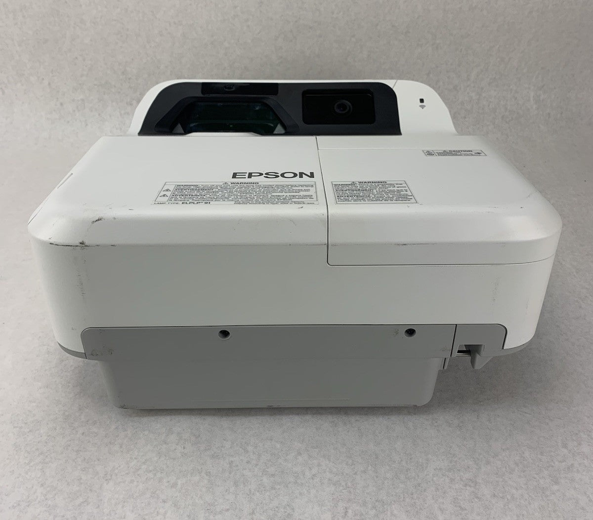 Epson PowerLite 695Wi H740A LCD Lamp Projector 1025 Lamp Hours - No Remote1