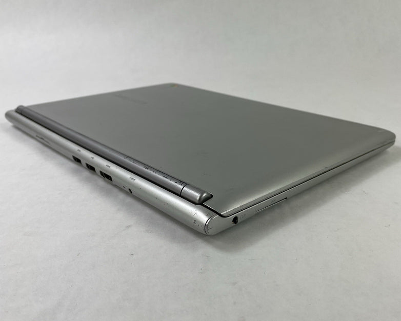 Samsung XE303C12 11.6" ARM V7 rev4 2 GB RAM 16 GB Storage No AC